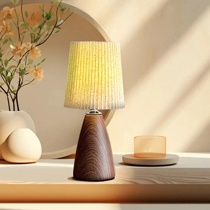 Nordische LED-USB-Tischleuchte